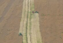 Jak się łączy rynny? Jak się łączy rynny?