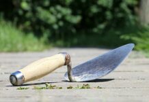 Czy na podkład epoksydowy można kłaść szpachlę? Czy na podkład epoksydowy można kłaść szpachlę?