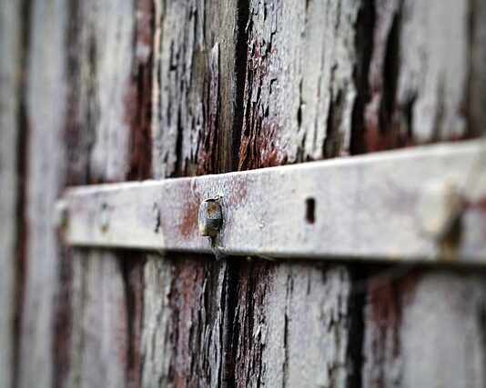 Do czego jest śrubka na reduktorze LPG?